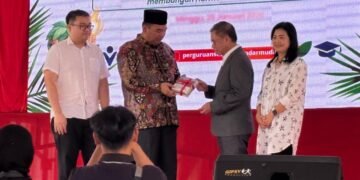 Peringatan Isra Mikraj di YPSIM: Prof Azhari Akmal Puji Model Pendidikan “Hidup Berdampingan” ala dr. Sofyan Tan