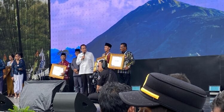 Bangun Indonesia dari Desa, Wamen LH Pacu Inovasi ‘Zero Waste’ di Seluruh Nusantara