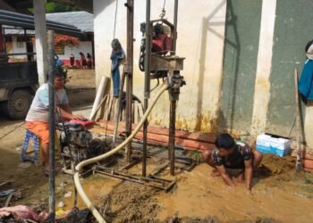 Oase di Tengah Pengungsian: TNI Hadirkan Sumur Bor bagi Korban Banjir Bandang Aek Ngadol