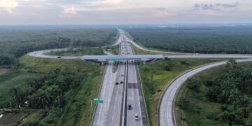 Arus Wisata Memuncak, Puluhan Ribu Kendaraan Padati Tol Regional Nusantara Selama Libur Isra Mikraj