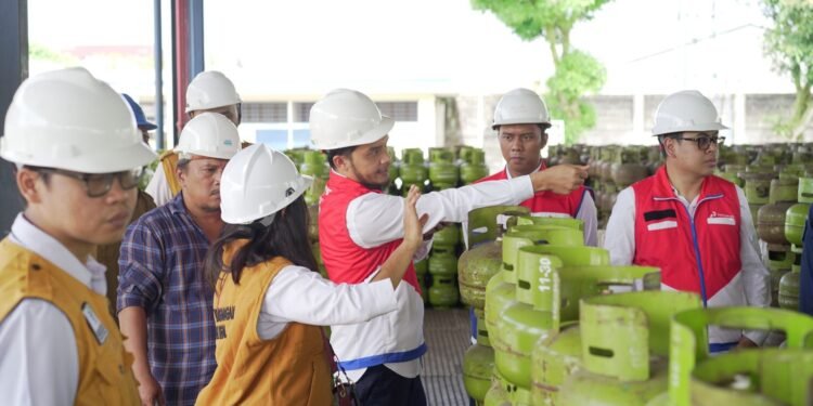 Pertamina Patra Niaga Sumbagut Lakukan Pengecekan SPBU dan SPPBE, Pastikan Layanan Energi Sesuai Standar bagi Masyarakat