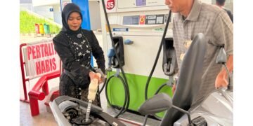 Pertamina Patra Niaga Sumbagut Hadirkan Nuansa Hari Kartini di SPBU, Apresiasi Peran Perempuan dalam Pelayanan Energi