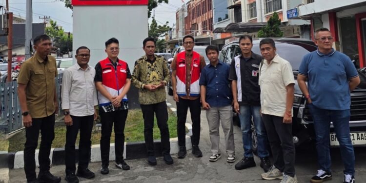 Pertamina Patra Niaga Sumbagut bersama Pemprov Riau Tinjau SPBU, Imbau Masyarakat Beli BBM Sesuai Kebutuhan