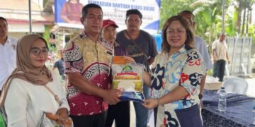 Kolaborasi Bulog Sumut dengan Komite II DPD RI, Salurkan Beras dan Minyak Goreng Premium