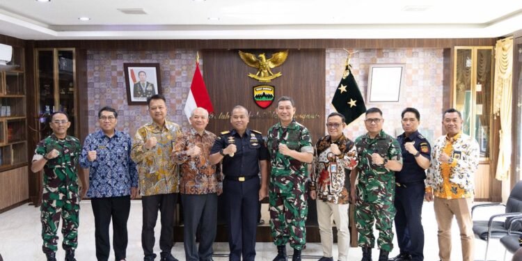Perkuat Penegakan Hukum, Kakanwil Bea Cukai Sumut Sambangi Pimpinan TNI, Polri, dan Kejati