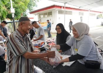 Berbagi Berkah Iduladha: Pertamina Patra Niaga Sumbagut Salurkan 163 Sapi dan 98 Kambing untuk Masyarakat