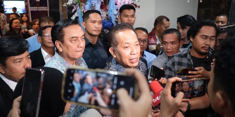 Kuliah Umum di UHN, Menteri Koperasi Beberkan Strategi Penguatan Ekonomi Kerakyatan