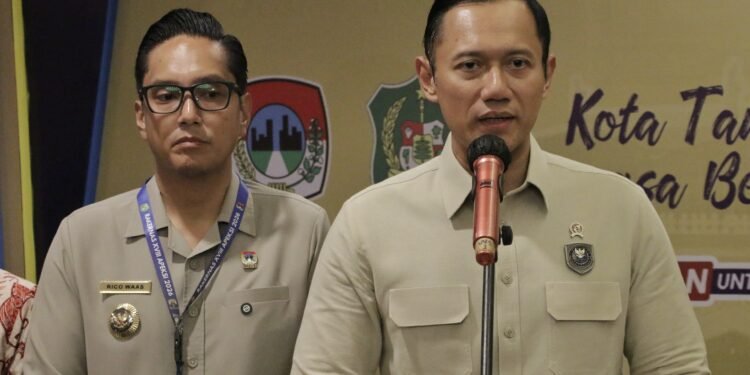 Menko AHY Tekankan Sinergi Pusat-Daerah dalam Pembangunan Kota Tangguh di Rakernas APEKSI XVIII Medan