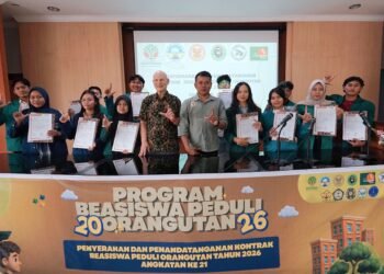 Lebih dari Sekadar Pendidikan: Beasiswa Peduli Orangutan Merajut Masa Depan Hutan dan Generasi Muda