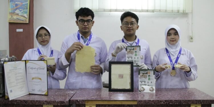 Guru dan Siswa YPSA Medan Sulap Puntung Rokok dan Ampas Tebu Jadi Kemasan Ramah Lingkungan