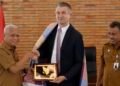 Surya Tawarkan Potensi Investasi Sumut kepada Duta Besar Belgia