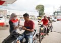 Pertamina Patra Niaga Regional Sumbagut Salurkan Bantuan Pasca Erupsi Gunung Sinabung di Kabupaten Karo