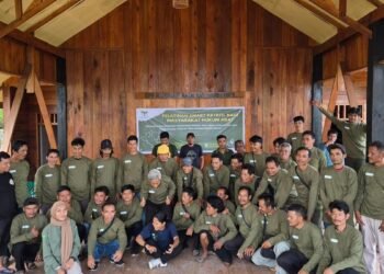Merawat Hutan Adat lewat Teknologi: Komunitas Adat Tapanuli Utara Dibekali Pelatihan SMART Patrol